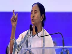 Amphan Cyclone: 26 मई तक बंगाल में श्रमिक ट्रेनों पर रोक की मांग, ममता बनर्जी ने रेलवे को लिखी चिट्ठी