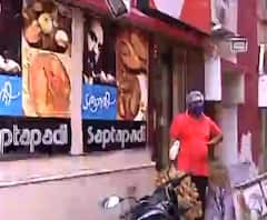 একদিকে করোনা সংক্রমণের ভয়, অন্যদিকে অর্থনীতি বেহাল, জোড়া সঙ্কটে সাধারণ মানুষ