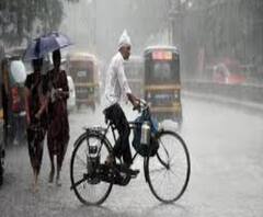 কলকাতা-সহ দক্ষিণবঙ্গের একাধিক জেলায় বৃষ্টি, ৫০-৬০ কিলোমিটার বেগে ঝড়ের পূর্বাভাস