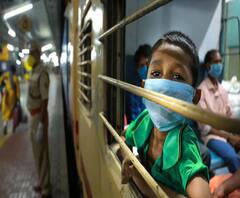 পরিযায়ী শ্রমিকদের ফেরাতে রেলমন্ত্রকের সঙ্গে রাজ্যগুলিকে কথা বলার পরামর্শ দিল স্বরাষ্ট্রমন্ত্রক