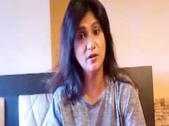 Actress Pallavi Rao feeds street dogs