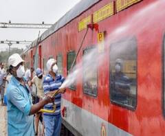 শিরোনাম: পরিযায়ী মামলা খারিজ সুপ্রিম কোর্টে, অব্যাহত 'ট্রেন-তরজা'