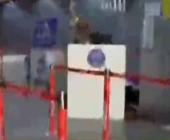 করোনা : সংক্রমণ এড়াতে কলকাতা বিমানবন্দরে কনট্যাক্টলেস এন্ট্রির প্রস্তুতি