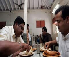 Unlock 1.0 | अनलॉक 1.0मध्ये हॉटेल, मॉल्स, धार्मिक स्थळं 8 जूनपासून सुरू, आणखी काय सुरू होणार?