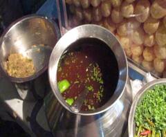 একঝলকে: টিফিনের টাকা বাচিয়ে করোনা তহবিলে দান চতুর্থ শ্রেণির পড়ুয়ার, ফুচকা বিলি নিয়ে ঝামেলায় তৃণমূল-বিজেপি 