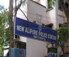 নিউ আলিপুর: মাঝেরহাট কলোনিতে গাড়ি ভাঙচুরের ঘটনাকে কেন্দ্র করে তৃণমূলের 'গোষ্ঠীদ্বন্দ্ব' 