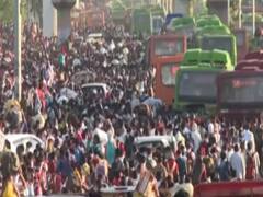 Congress releases documentary on Rahul Gandhi's meeting with migrants