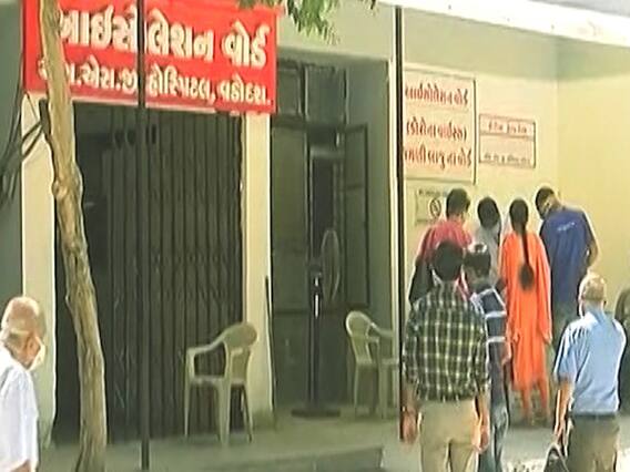 Gujarat के बड़े शहरों में तेजी से फैला कोरोना संक्रमण, जानिए वजह