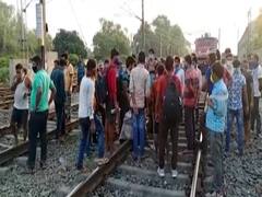 Chandauli: श्रमिक स्पेशल ट्रेन में बदइंतजामी को लेकर प्रवासी मजदूरों का जोरदार हंगामा