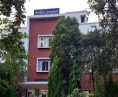 ‘কেউ দেখলই না, প্যারাসিটামল দিয়ে বাড়ি পাঠিয়ে দিল’, মৃত্যু হল রেলকর্মীর 