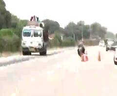 উত্তরপ্রদেশ ও মধ্যপ্রদেশে পথ দুর্ঘটনায় প্রাণ গেল ৩০ পরিযায়ী শ্রমিকের, এর মধ্যে ৪ জন পুরুলিয়ার