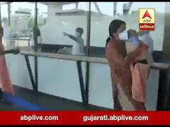 અમદાવાદ: લોકડાઉનમાં ફસાયો સાડા ચાર વર્ષનો માસૂમ બાળક, જુઓ વીડિયો