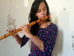 Watch flute and guitar's musical fusion with Niyati Fatnani