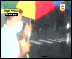 ঘূর্ণিঝড় উমপুন: সেন্ট্রাল অ্যাভিনিউয়ে গাছ ভেঙে পড়ে বন্ধ রাস্তা