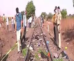 নজরে ৯ টা: রেললাইনে প্রাণ গেল পরিযায়ী শ্রমিকদের, তদন্তের নির্দেশ রেলমন্ত্রীর 