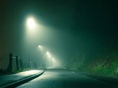 मुंबई से यूपी लौट रहे मजदूर की बीच रास्ते में हुई मौत, सड़क पर घंटों पड़ा रहा शव