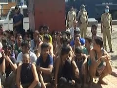 Police and migrant workers clash in Surat amid lockdown