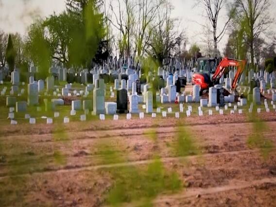 Pentagon report claims COVID-19 will continue to spread till 2021 | Bharat Ki Baat