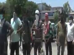 અમદાવાદઃ ઠક્કરબાપાનગર, અસારવા વિસ્તારમાં પરપ્રાંતિયો થયા એકઠા, જુઓ વીડિયો