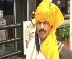 Gopichand Padalkar | आमदारकीच्या शपथविधीसाठी गोपीचंद पडळकर धनगरी वेशात विधानभवनात 