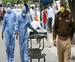 এক ঝলকে: কামারহাটির হাসপাতালে আক্রান্ত ২ সাফাইকর্মী, বরানগরে সুস্থ দুই মহিলা