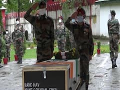 Army's tribute to Handwara martyrs & gratitude to corona warriors 