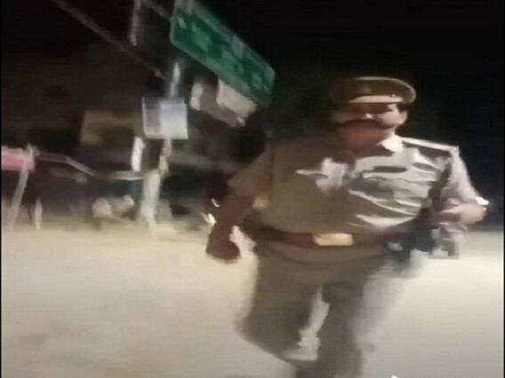 सब इंस्पेक्टर का एके-47 के साथ Tiktok VIDEO वायरल, जांच के आदेश 