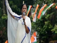 Mamata Banerjee का रेल मंत्रालय पर निशाना 