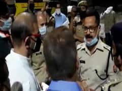 Lockdown: बसों की एंट्री को लेकर Congress कार्यकर्ताओं और नोएडा पुलिस में बहस