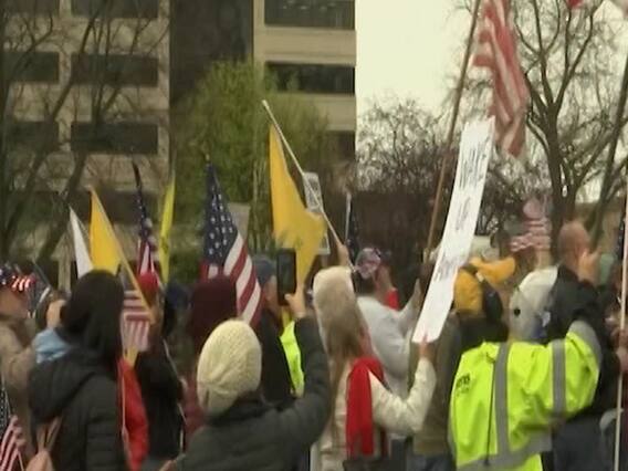 US: People protest against COVID-19 restrictions in Michigan
