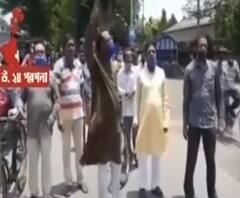 সীমান্ত বাণিজ্য বন্ধ করার দাবিতে বিক্ষোভ পেট্রাপোলে