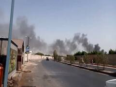 Karachi Plane Crash: लैंडिंग से ठीक पहले ही क्रैश हुआ था विमान, राहत और बचाव कार्य जारी