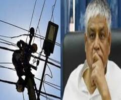 শেওড়াফুলিতে জল ও বিদ্যুতের দাবিতে আব্দুল মান্নানের নেতৃত্বে বিক্ষোভে সামিল স্থানীয়রা, জানালেন, 'জনগণের স্বার্থে চলবে এই অবরোধ'