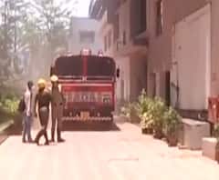 সেক্টর ফাইভের বহুতলে তথ্যপ্রযুক্তি সংস্থায় আগুন, ৪টি ইঞ্জিনের চেষ্টায় পরিস্থিতি নিয়ন্ত্রণে