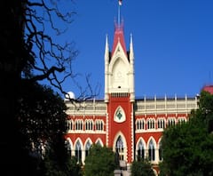 কলকাতা পুরসভায় প্রশাসক নিয়োগকে চ্যালেঞ্জ করে হাইকোর্টে করা দুটি মামলার শুনানি ২০ জুলাই-এর আগে 