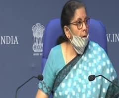 ৭টায় বাংলা (২) : নার্স সঙ্কটে রাজ্য, অর্থমন্ত্রীর তৃতীয় দফার ঘোষণার পর শুরু রাজনৈতিক তরজা