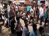 Mumbai: Migrants gather in huge numbers to register to go home