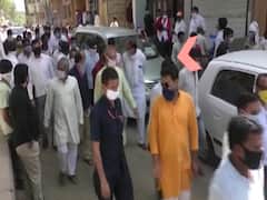  MP: मंत्री Tulsi Silawat ने उड़ाई सोशल डिस्टन्सिंग की धज्जियां