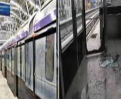 ভেঙেছে স্ক্রিনডোর, লাইনে গাছ, ঝড়ে লণ্ডভন্ড ইস্ট-ওয়েস্ট মেট্রোর একাধিক স্টেশন