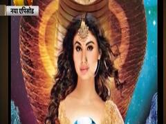 Mouni Roy bakes a delicious cake | Hot News Full