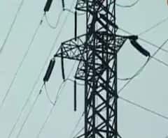 ফটাফট: নাদিয়ালে আক্রান্ত তৃণমূল বিধায়ক, গড়ফায় প্রাক্তন কাউন্সিলরকে ঘিরে বিক্ষোভ, দেখুন আরও খবর