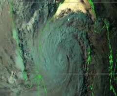 আজ বাংলায়: আমপানের প্রভাবে কলকাতা সহ একাধিক জেলায় ভারী থেকে অতি ভারী বৃষ্টি, বুলবুলের অভিজ্ঞতাকে কাজে লাগিয়ে প্রস্তুতি সুন্দরবনে 