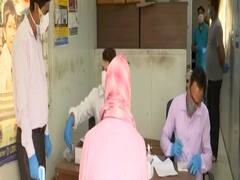 Delhi: 2 doctors appointed at Azadpur Mandi for Covid-19 test 