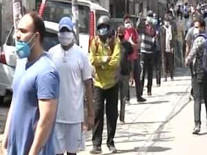 Shocking visuals of chaos outside liquor shops on Day-1 of lockdown-3 | Sansani 
