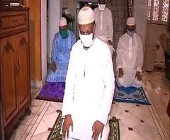 ১৭ হাজার কর্মী রাস্তায়, বাড়িত বসে ঈদ পালন আমার কাছে পাপ: ফিরহাদ