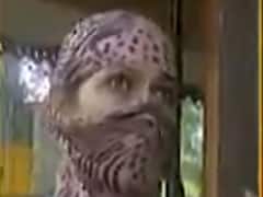 અમદાવાદઃ શહેરમા શાકભાજી અને કરિયાણાની દુકાનો બંધ રહેવા પર શું કહી રહી છે વસ્ત્રાપુરની જનતા, જુઓ વીડિયો