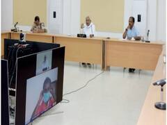 बिहार के क्वारंटीन सेंटरों का सीएम Nitish Kumar ने लिया जायजा, प्रवासियों से भी की बात