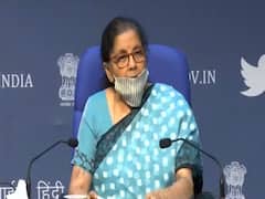 लोकल ब्रैंड को ग्लोबल बनाना है: वित्तमंत्री