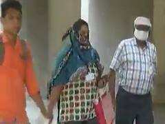  ગાંધીનગર સચિવાલયની કચેરીઓમાં કર્મચારીઓ થયા હાજર, જુઓ વીડિયો