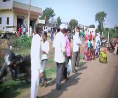 Migrant Workers | शहरातील उद्योगधंदे बंद झाल्याने गावातील गर्दी वाढली, लॉकडाऊननंतर गावचा भार वाढला